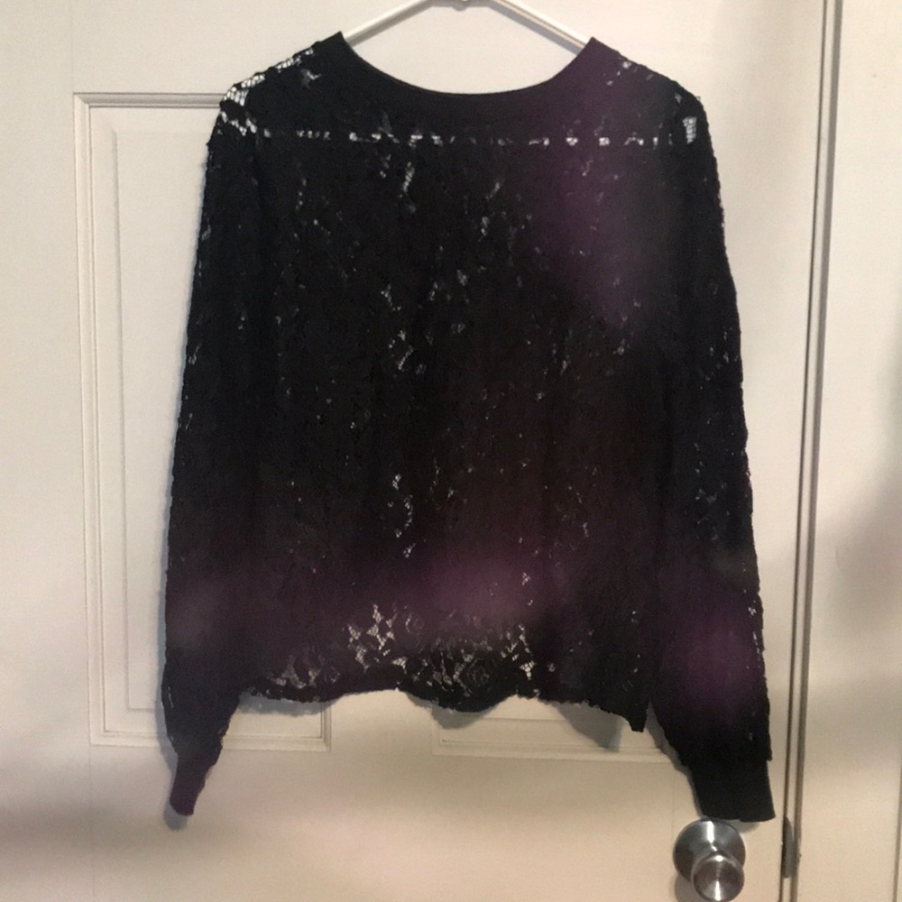 Long sleeve lace top